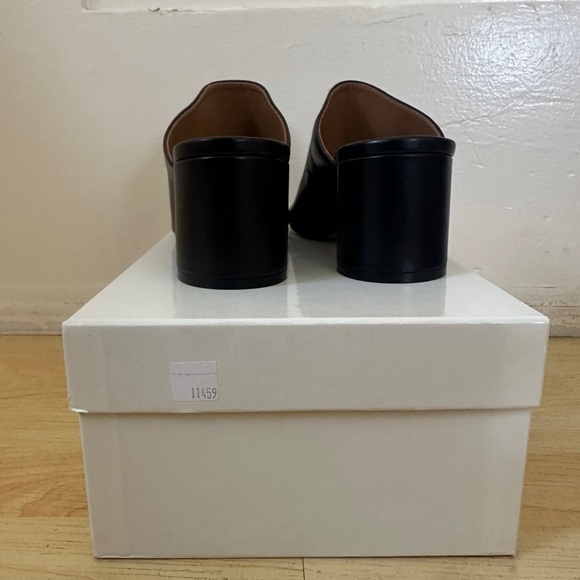 Maison Margiela Tabi Split Toe Sandals - Picture 8 of 11